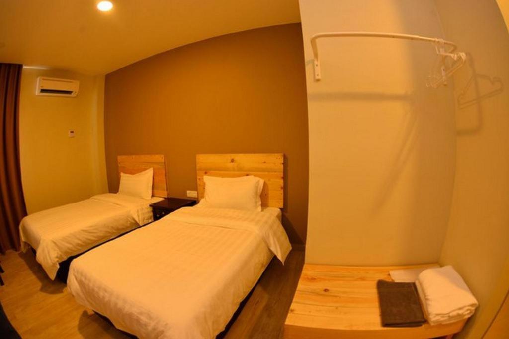 Sg. Paka Hotel Exterior photo