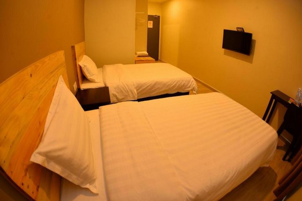 Sg. Paka Hotel Exterior photo