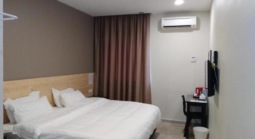 Sg. Paka Hotel Exterior photo