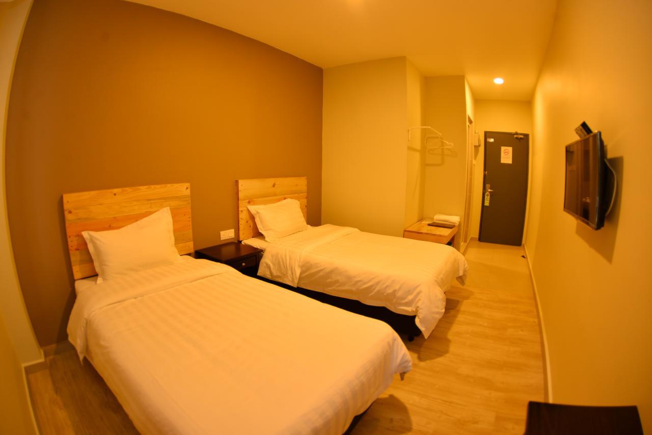 Sg. Paka Hotel Exterior photo